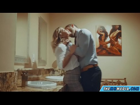 ❤️ Калі грудастая бландынка спакушае цябе ў грамадскім туалете ️❌ Чербанне на be.xxxwownet.ru ❌❤